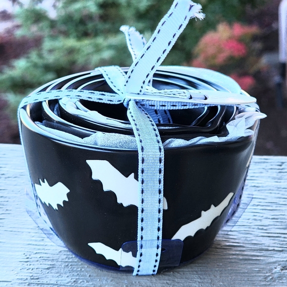 NWT Rae Dunn Bat Measuring Cups Halloween Kitchen Decor - Picture 3 of 5